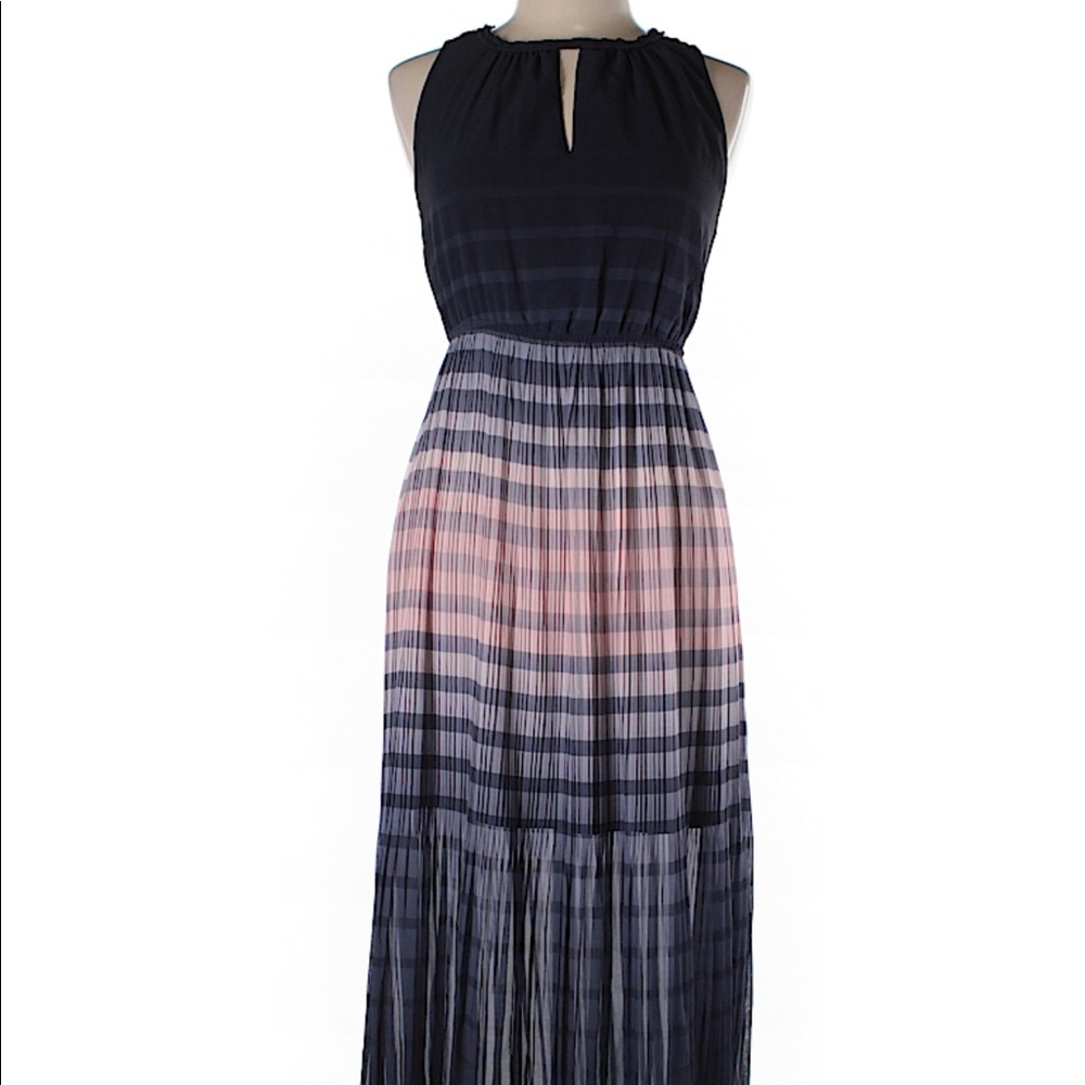 NWOT: Madison Jules Midi Dress -M